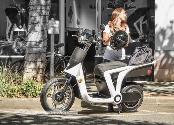 Mahindra GenZe 2.0 : scooter électrique connecté à prix plancher