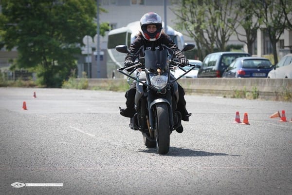 Initiation au deux-roues, piste CRS/GEMA Prévention : les femmes à l’honneur