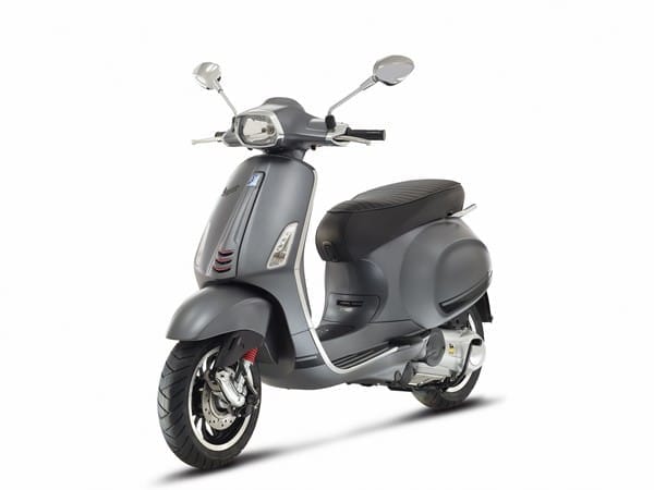 Nouvelle Vespa Sprint S : la version Sport en 50 et 125