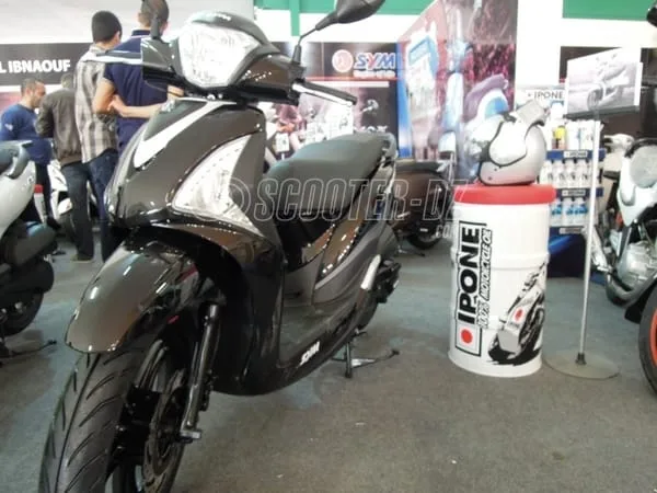 SICM 2015 : Nouveauté Exclusive – SYM Symphony 150 ST