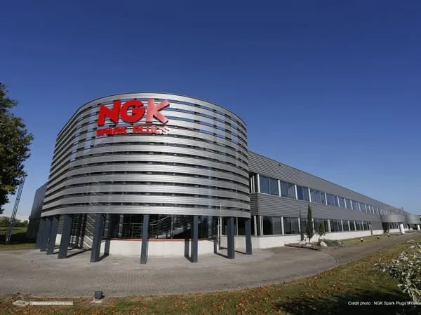 500 Millions de bougies NGK « made in France »