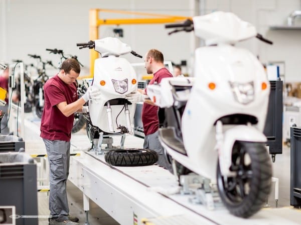 Govecs récupère la chaine de production Vectrix