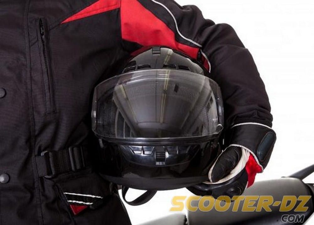 للامن والسلامة … المعدات الضرورية لقيادة الدراجات النارية