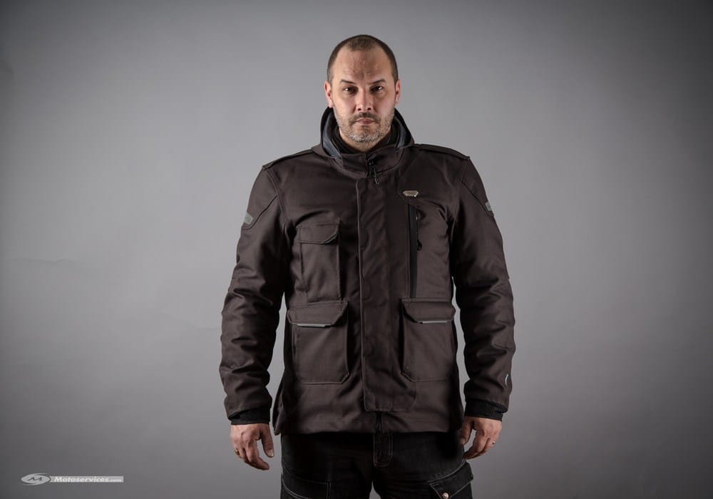 Test équipement : blouson Macna Domus, urbain 4 saisons ?