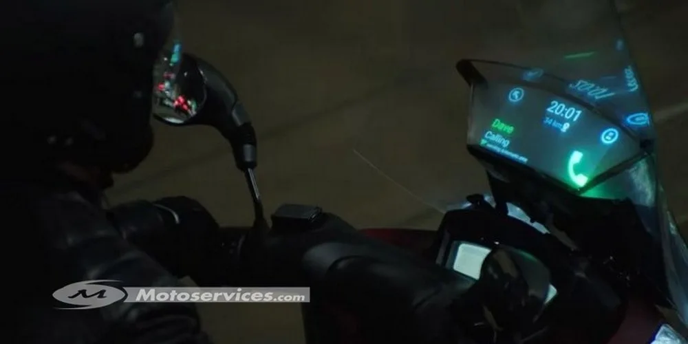 Un pare-brise intelligent pour le Yamaha Tricity