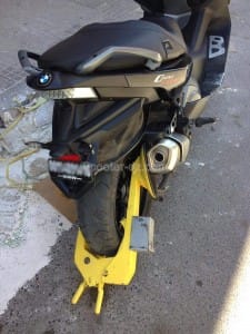 Amis "Scootéristes" : attention aux sabots sur Alger !