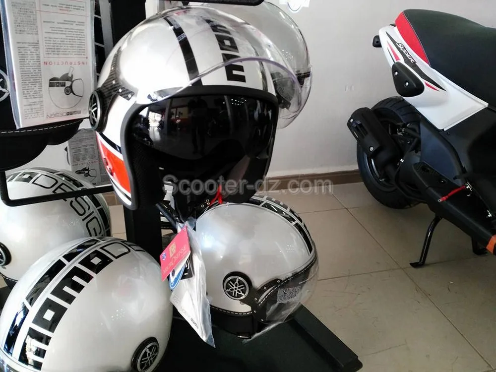 Yamaha Algérie commercialise les casques Yamaha / Momo Design