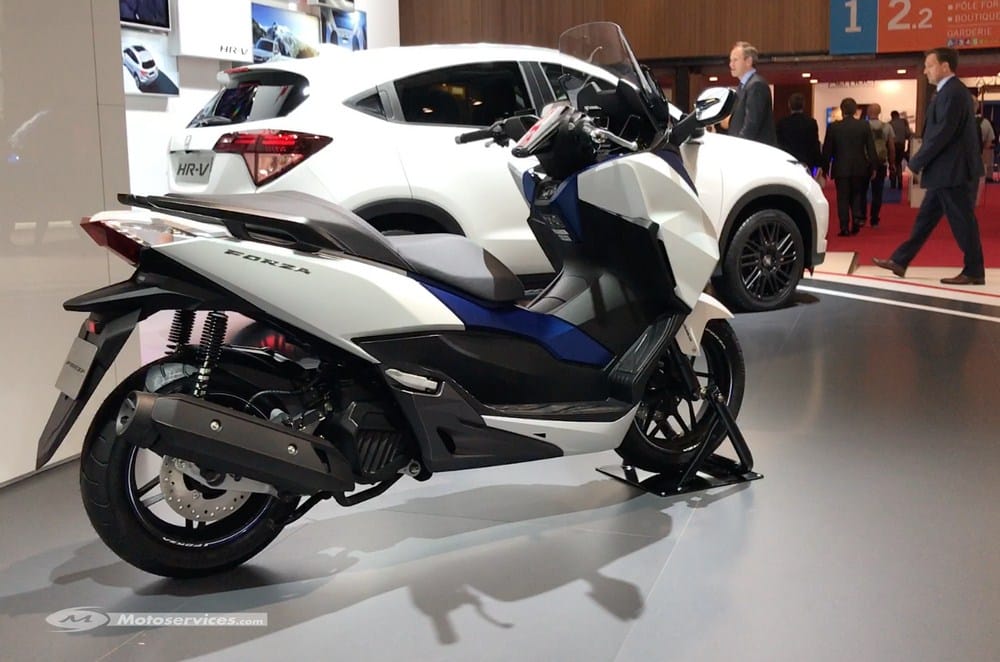 Les motos s’invitent au Mondial de l’Auto 2016