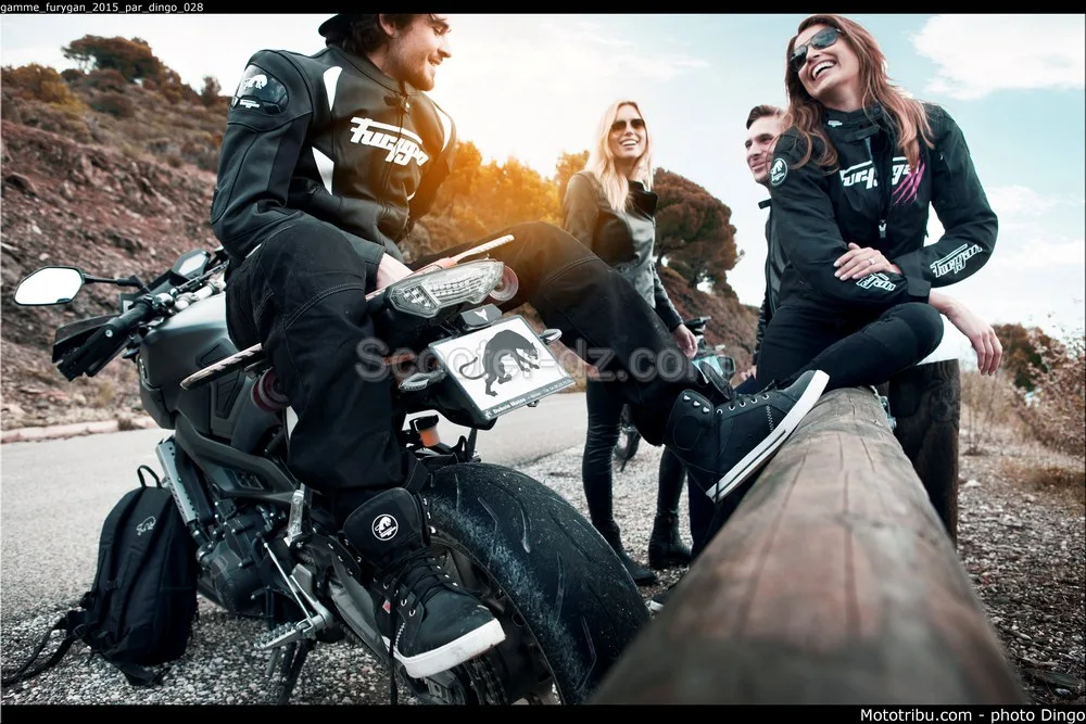 Lion Moto pense aux femmes et aux motardes …