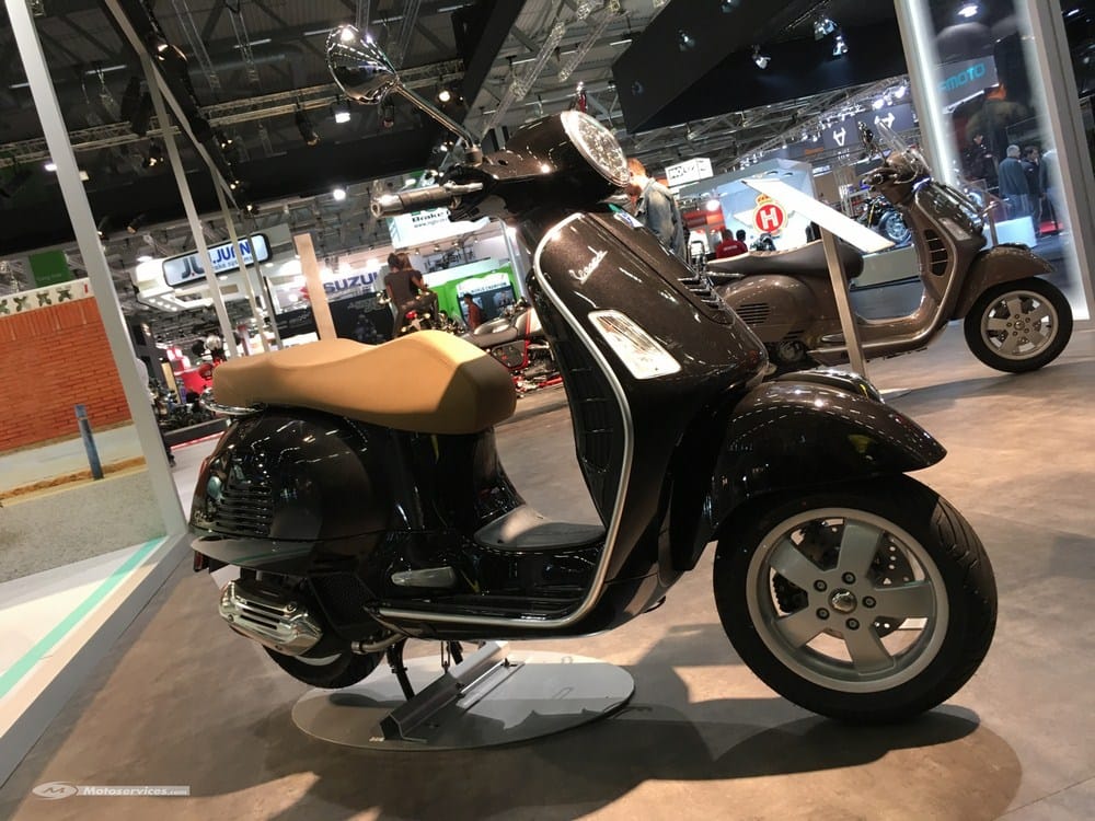 Nouveauté 2017 : Vespa GTS 125 – Intermot 2016