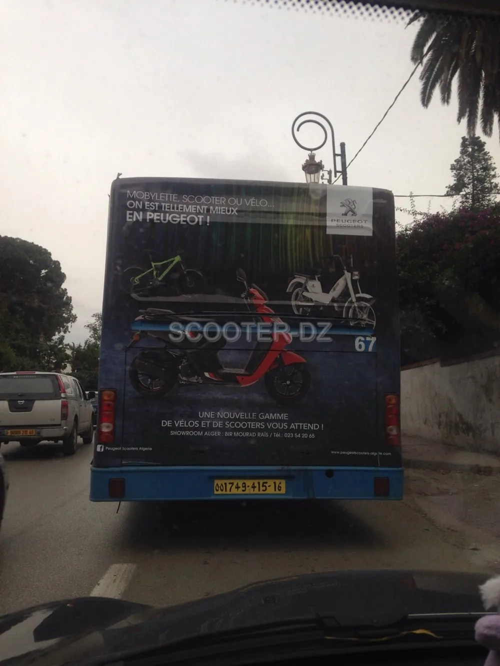Peugeot Scooters Algérie habille les bus de la capitale