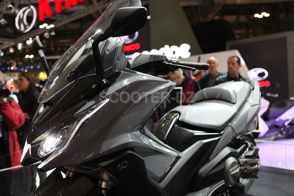 #Live Eicma 2016 : Kymco, le maxi-scooter taïwanais AK-550