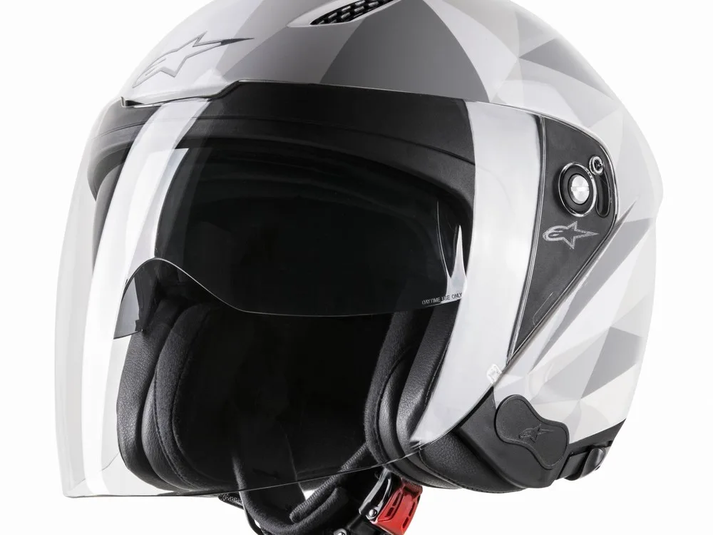Casque jet Alpinestars Novus Solid Helmet : Une première !