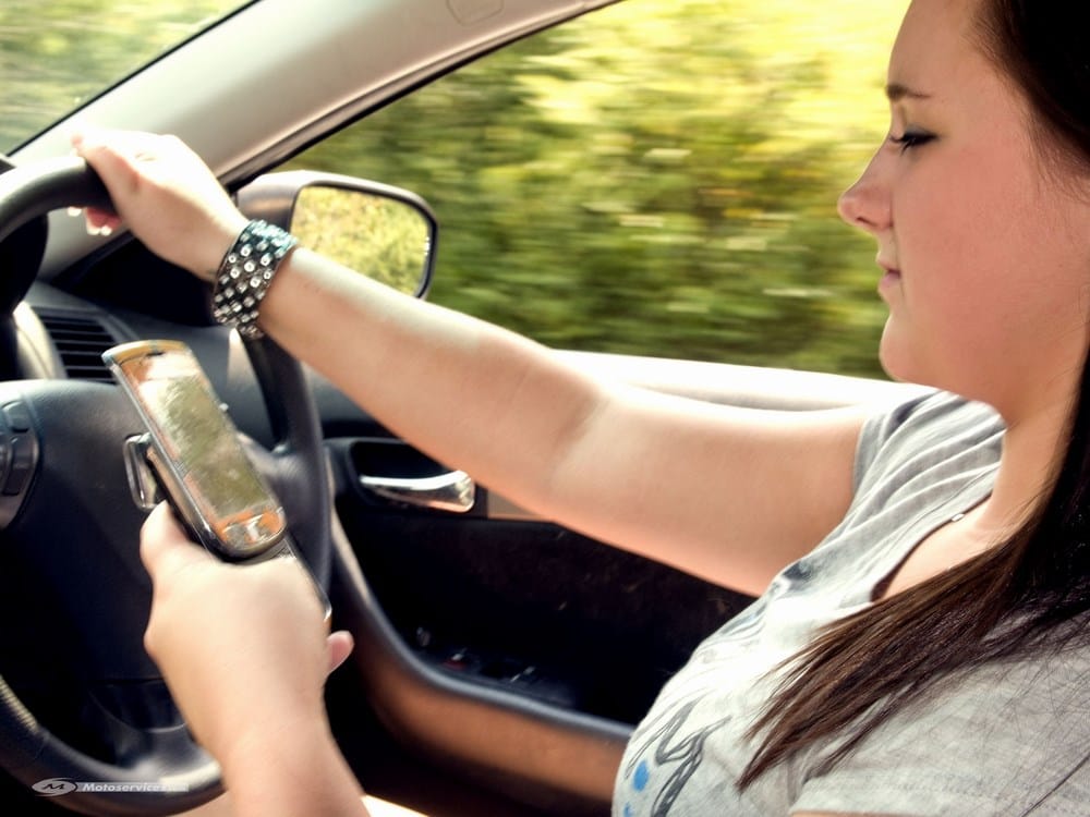 Smartphone au volant : l’étude qui fait mal