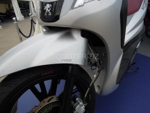 Peugeot Scooters Algérie : pas 1 mais 3 nouveaux Tweet