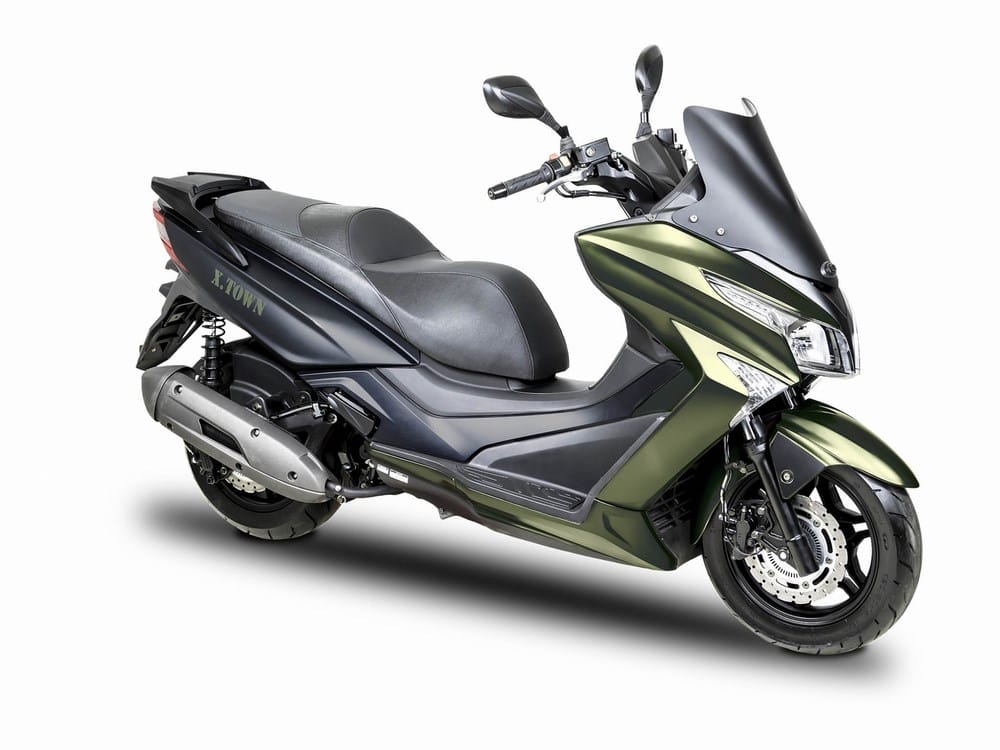 Kymco X-town serie spéciale Black Kaki