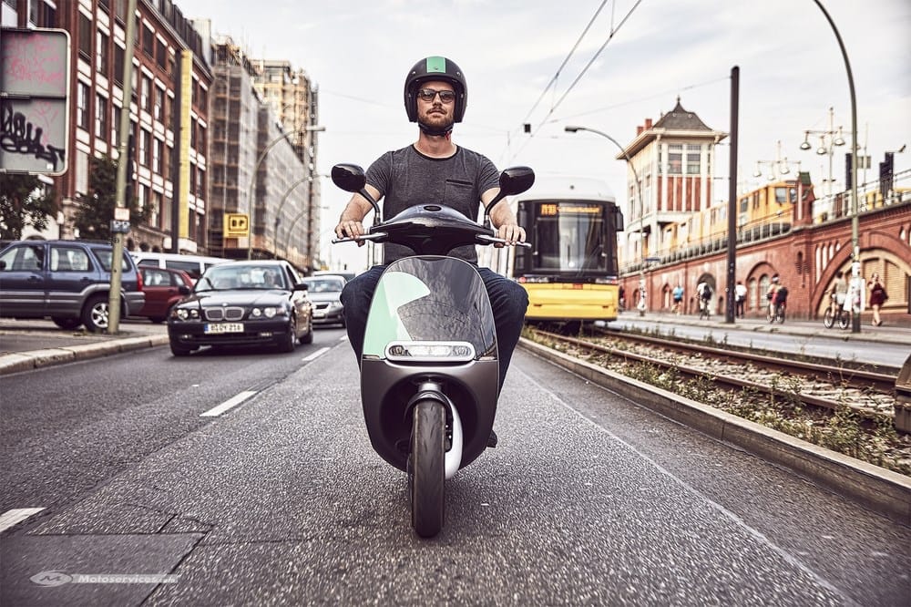 COUP, des nouveaux eScooters en libre-service à Paris