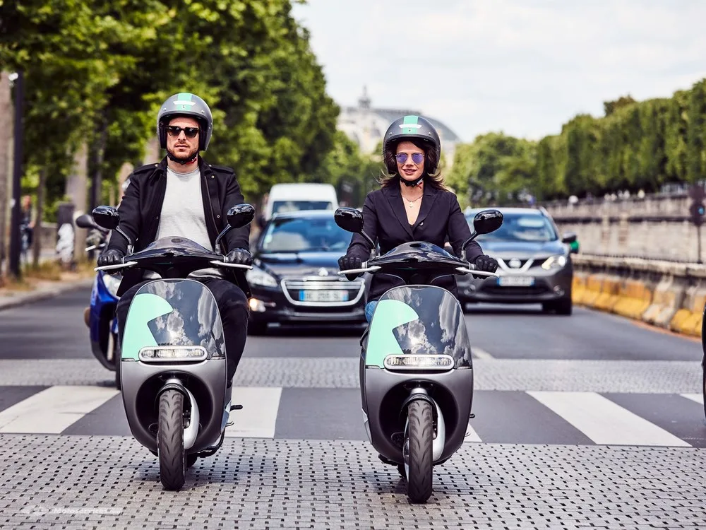 Scooters électriques COUP : en test à Paris, lancement début août