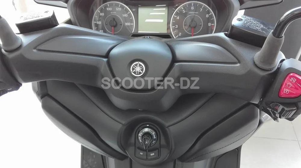 Yamaha Algérie : Le XMAX 300 a foulé notre sol ...