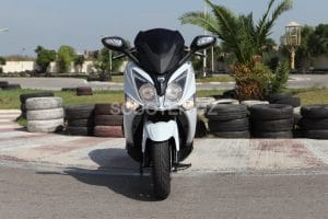 SYM Algérie : Joymax 250i ABS, tarif 2019 et essai en vidéo !