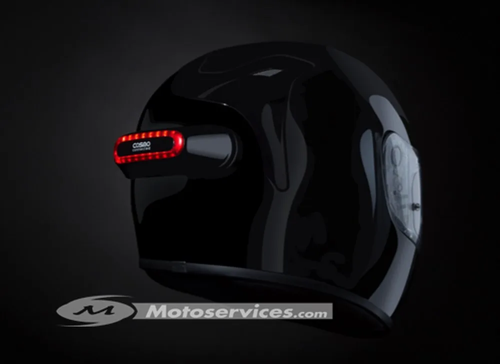 Cosmo Connected : le feu de freinage connecté sur votre casque