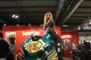 #Live Eicma 2017 : « Girls of Eicma » les 20 plus belles hôtesses
