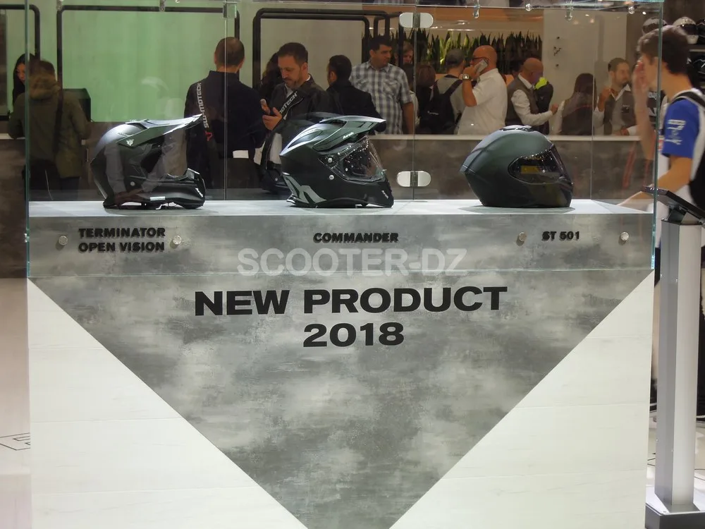 EICMA 2017 : nouveauté Airoh avec Sidi Achour Motos Pièces