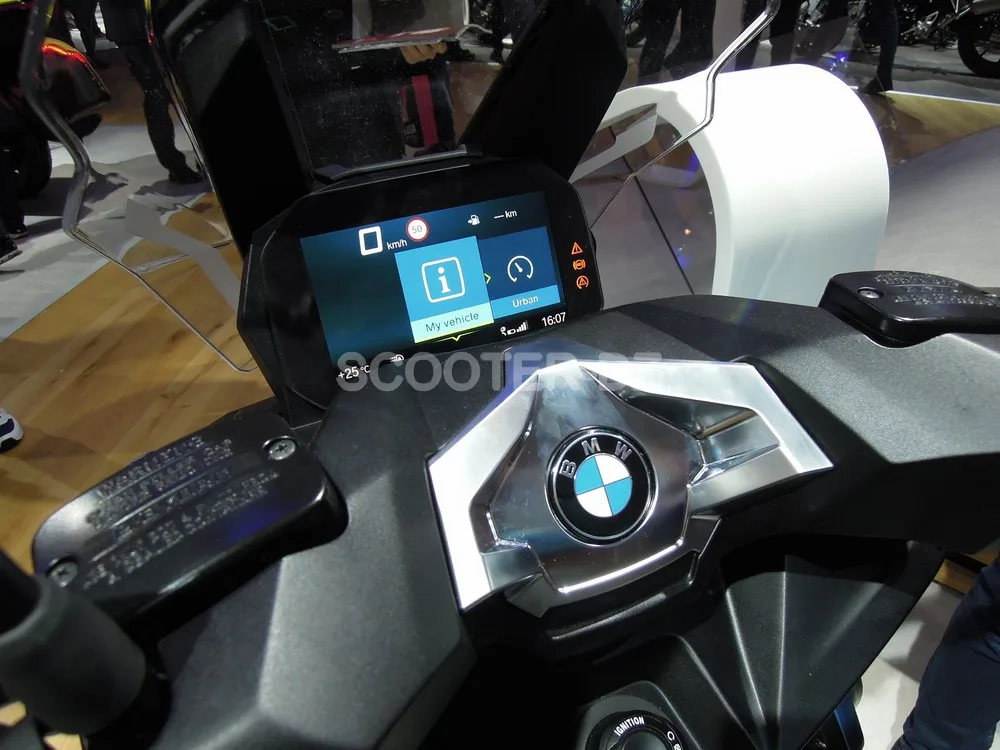 EICMA 2017 : nouveauté scooter BMW C 400 X