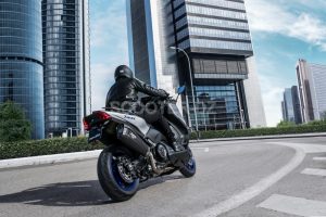 Nouveau TMAX 530 SX Sport Edition : Ma ville. Ma vie. Ma force.