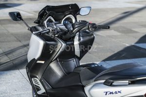 Nouveau TMAX 530 SX Sport Edition : Ma ville. Ma vie. Ma force.