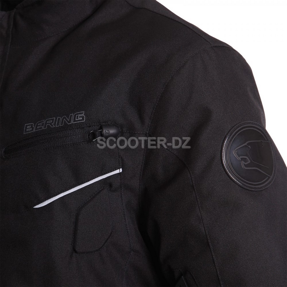 veste Bering Exodus noire à 27.000 dinars