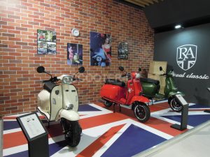 #Live Eicma 2018 | Galerie images : scooters retro ...