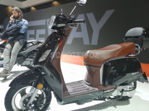 #Live Eicma 2018 | Galerie images : scooters retro ...