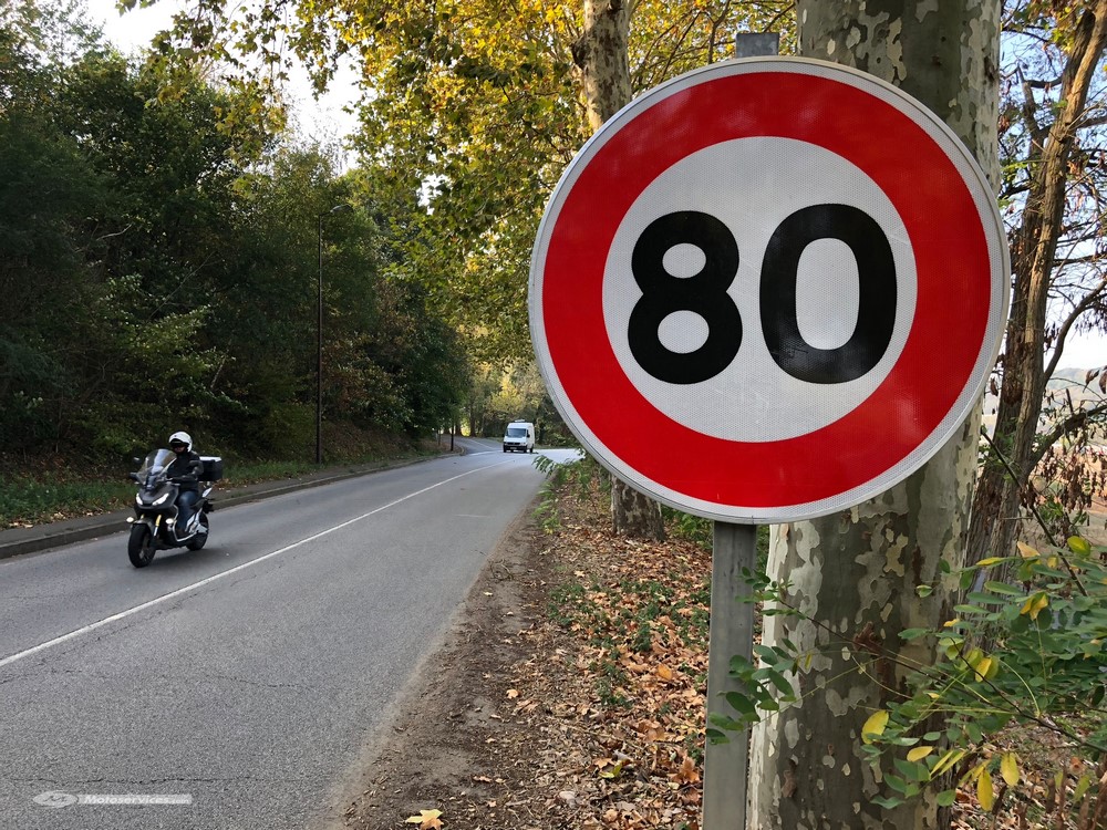 France : 80 km/h , marche arrière toute !