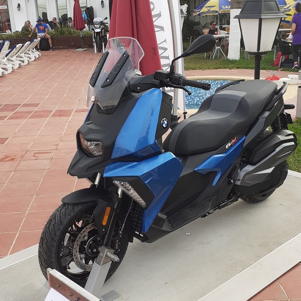 BMW Motorrad Algérie : bienvenu au maxi-scooter BMW C 400 X !