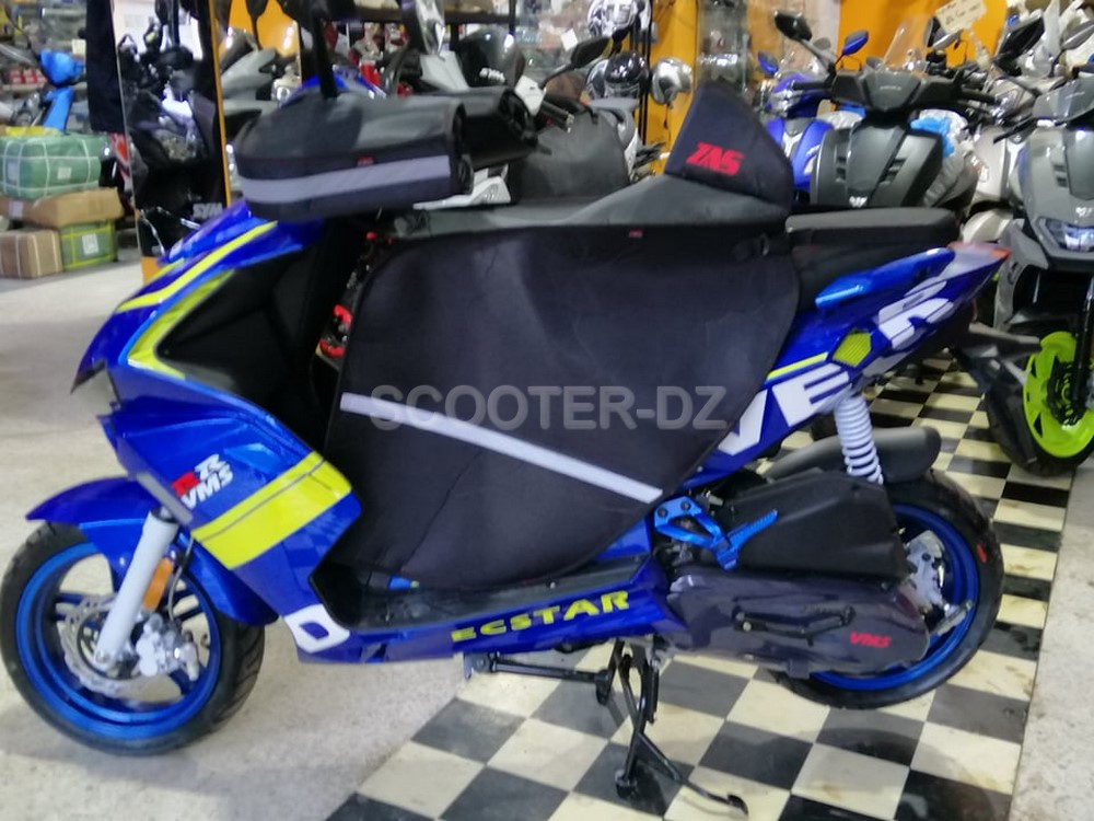 ZAS Motoraxe vous propose manchons et tabliers universels pour scooter