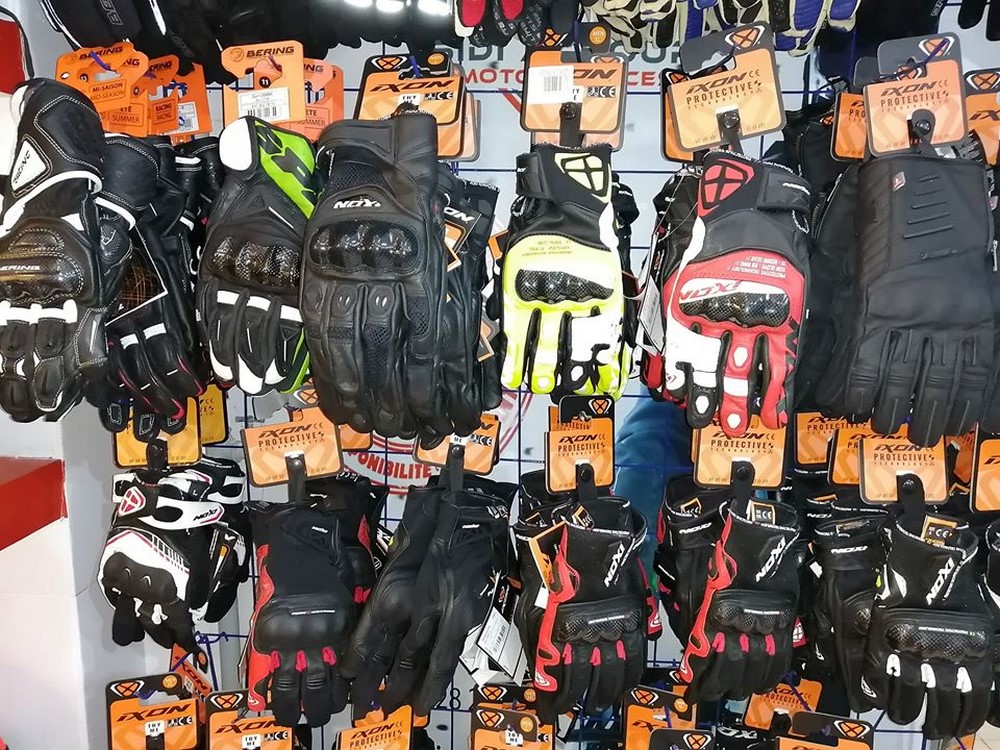 IXON Algérie : 10% de remise sur sa gamme « Gants Hiver 2020 »