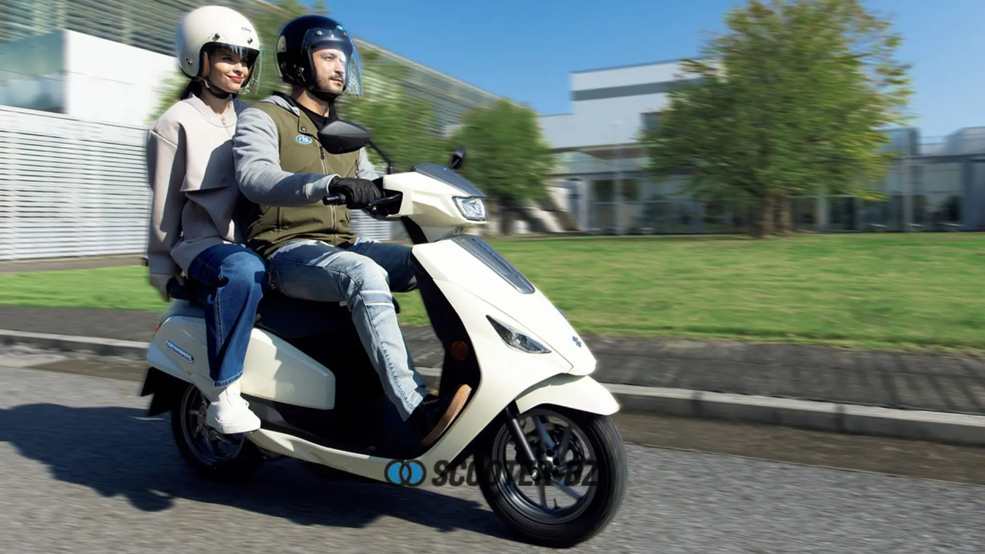 Suzuki e-Adress le premier scooter électrique de la marque arrive en 2025