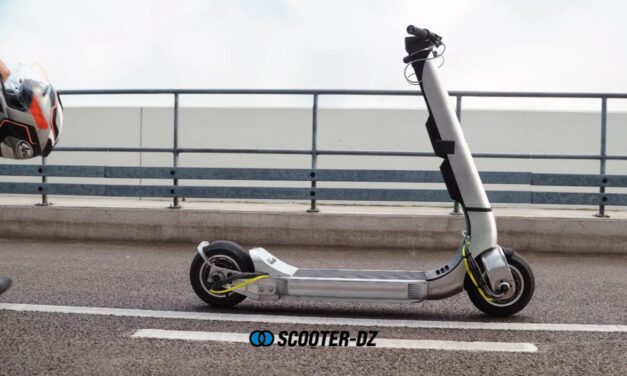 Bo Turbo : un scooter électrique inspiré de la Formule 1 à plus de 160 km/h